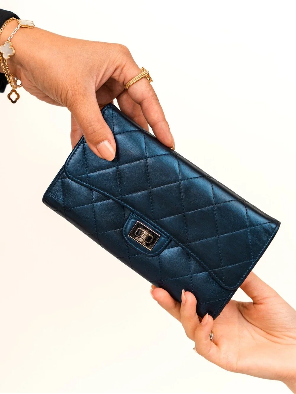 CHANEL 100% authentic